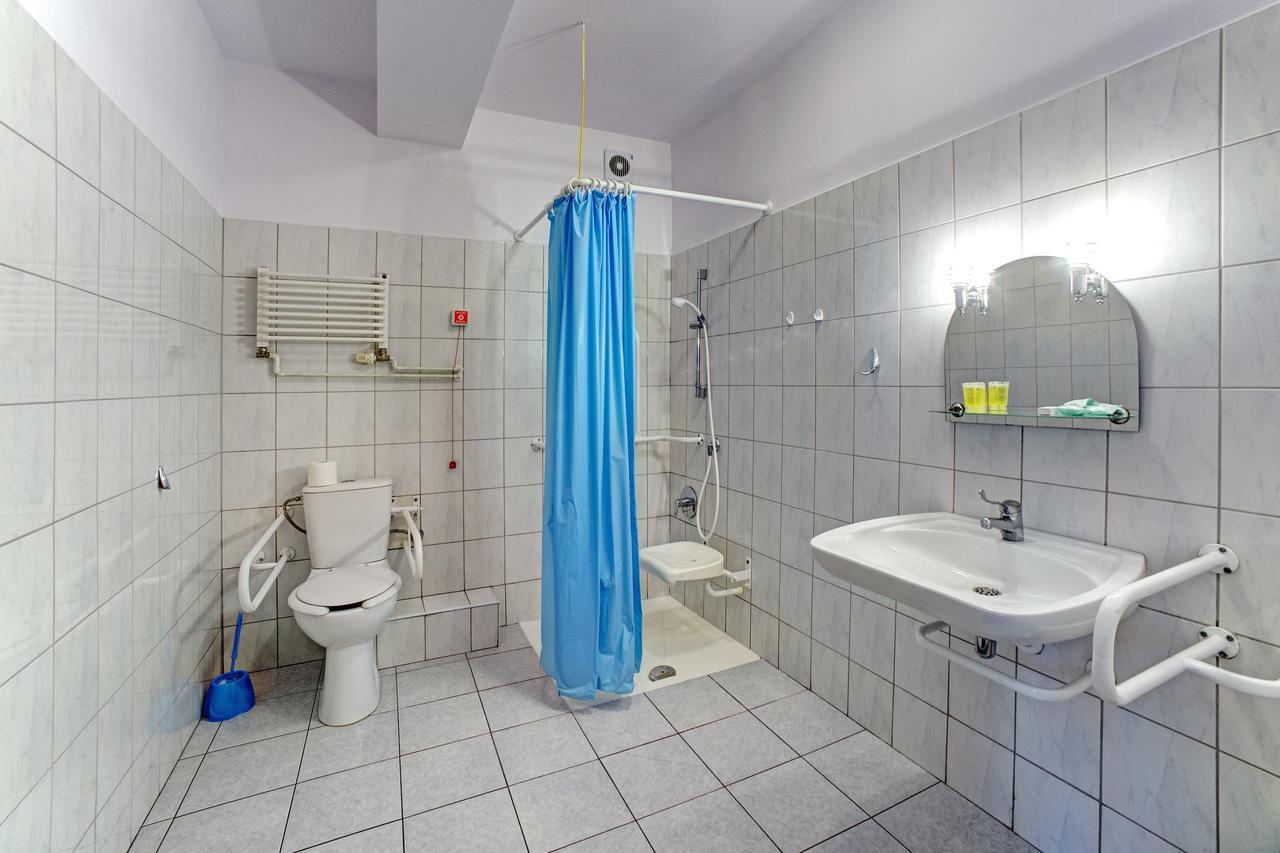 Sanatorium Dedal Hotel Polańczyk Екстериор снимка